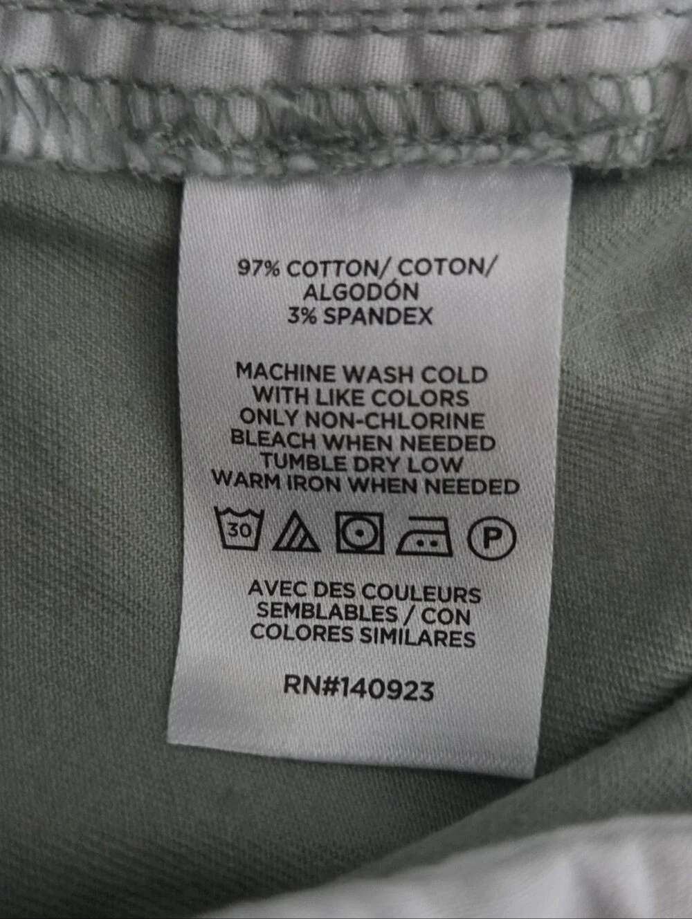 ​loft outlet women's sage green bermuda shorts size 6 lightweight casual stretch